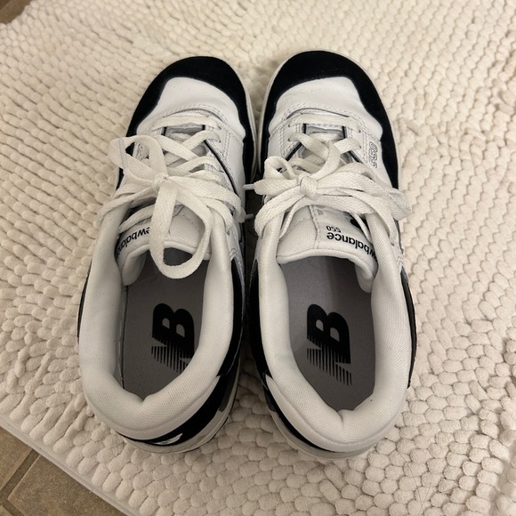 New Balance 550 White/Black Size 4 - Picture 4 of 5